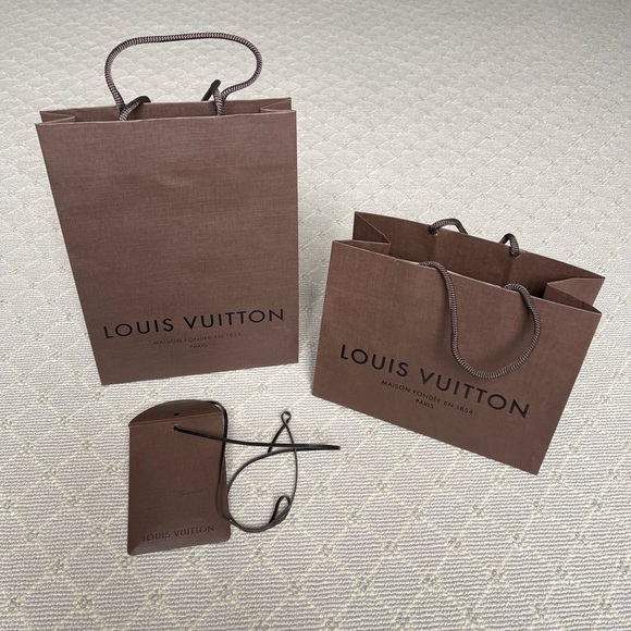 2 - LOUIS VUITTON - Shopping Bag - Gift Bag - Authentic plus Envelope - Picture 1 of 7